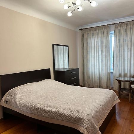 Apartmán Cosy flat in the city center Biškek Exteriér fotografie